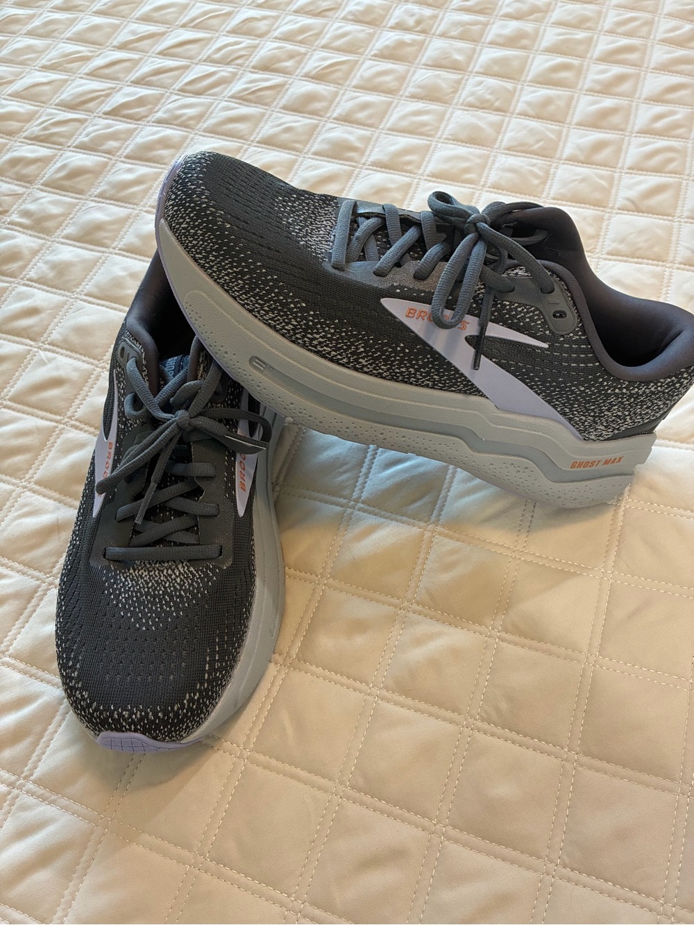 Brooks Women's Gray and Light Blue Running Shoes